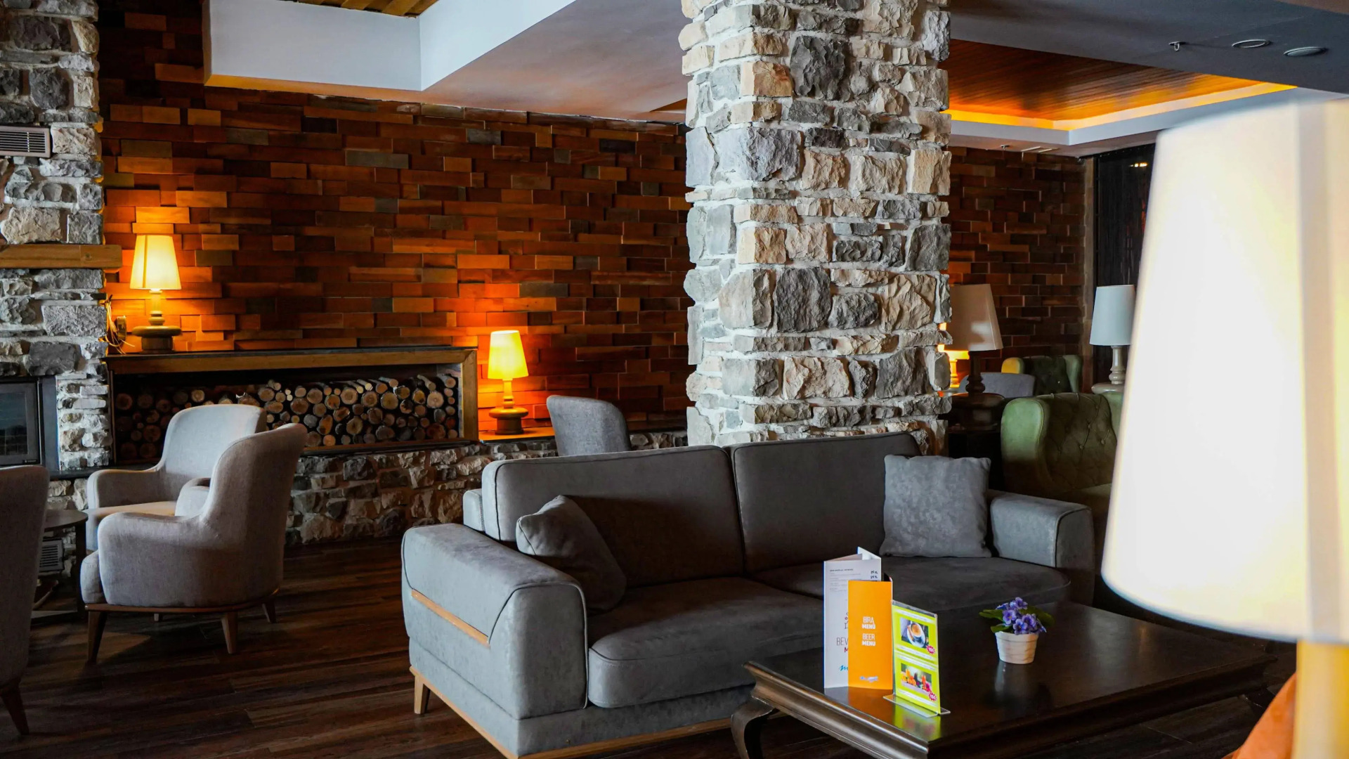 Mirada Del Lago Hotel