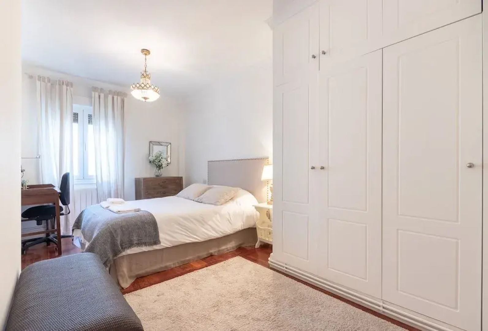 BILBAO BY THE SEA IV apartment by Aston Rentals