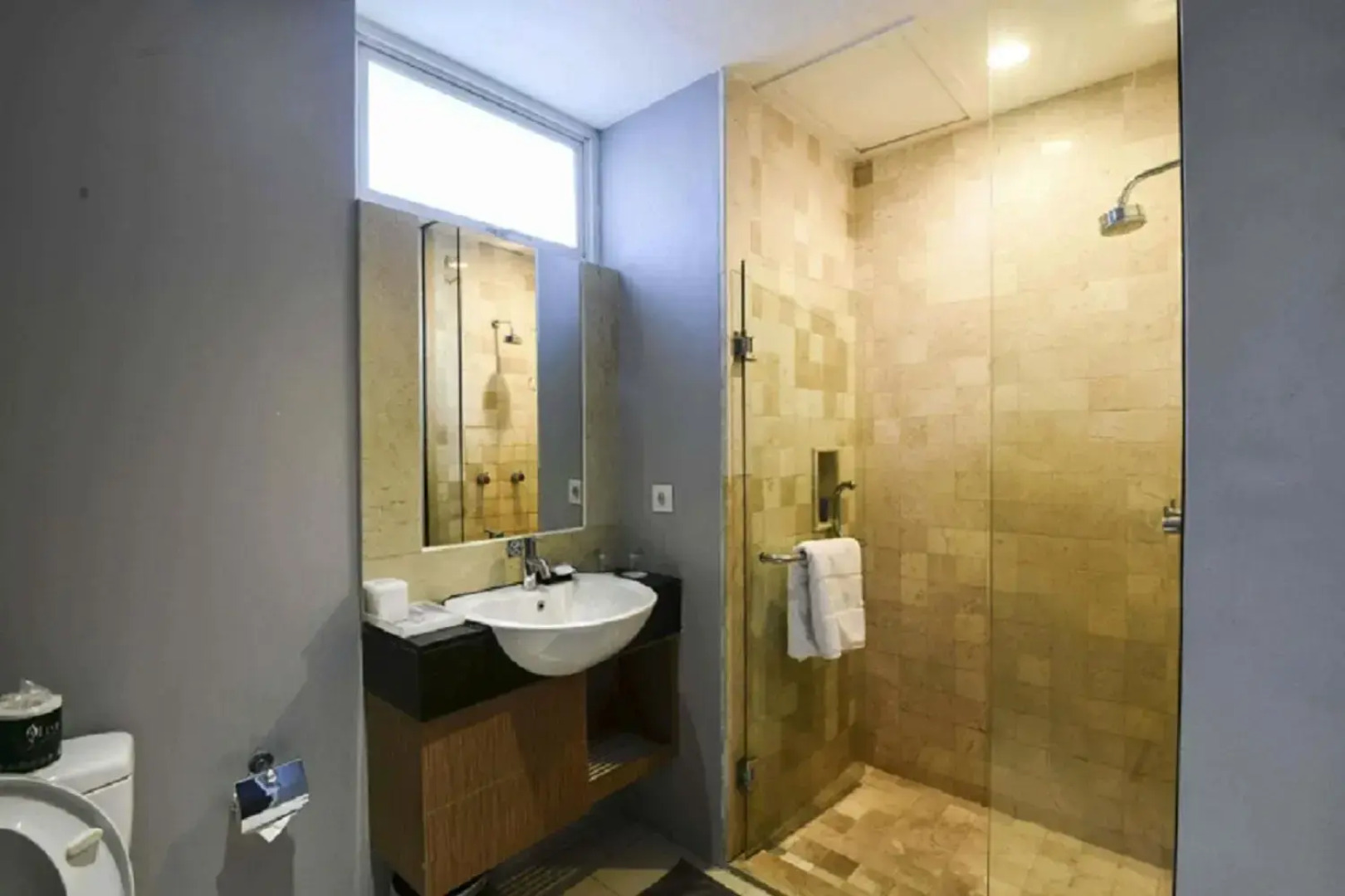 The Malibu Suites Balikpapan by Sissae Living