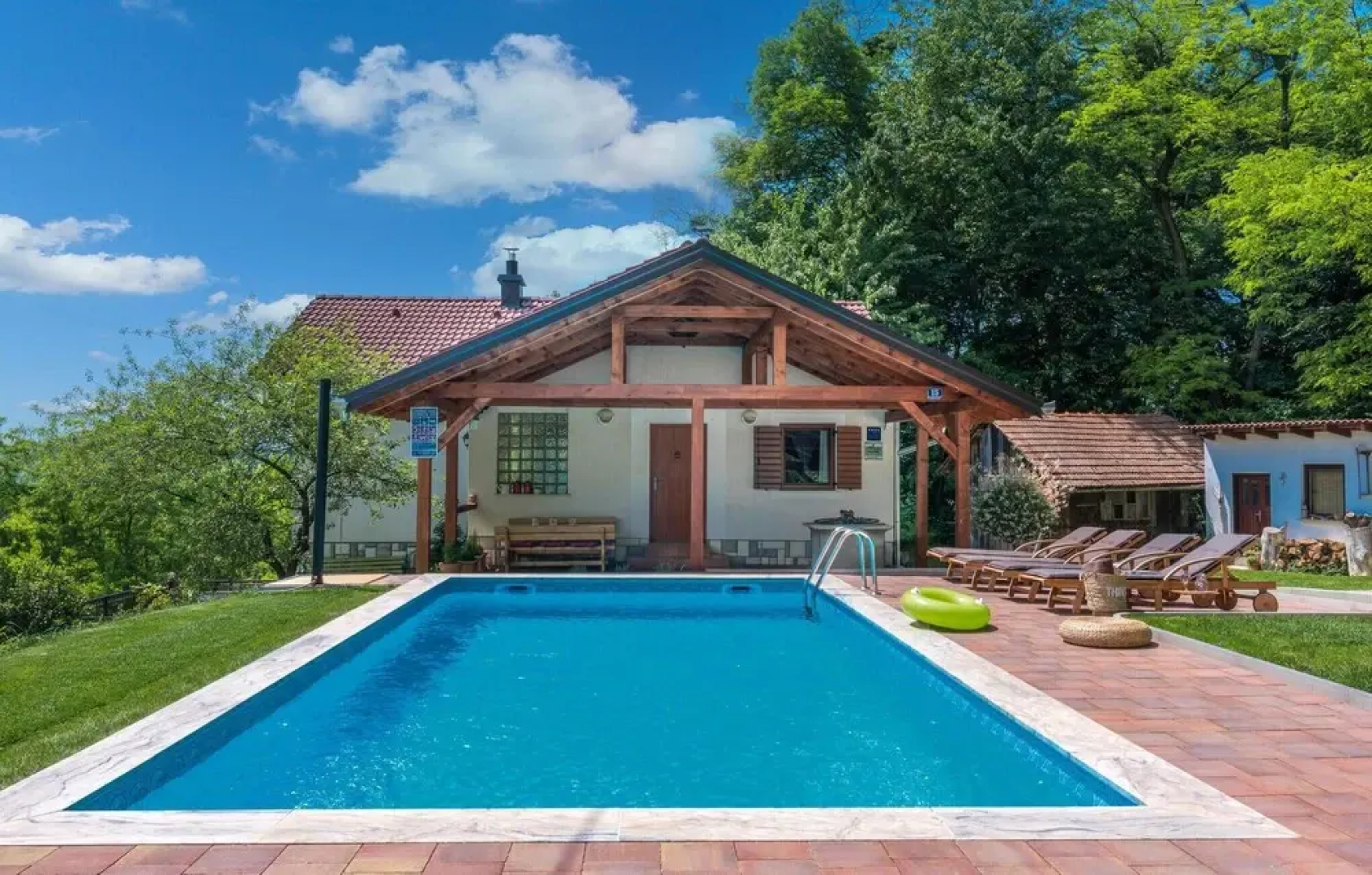 Stunning Home in Sv Martin na Muri With Sauna, Wifi and 2 Bedrooms