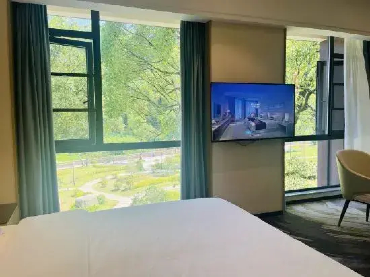 YUE.SCENERY HoTEL
