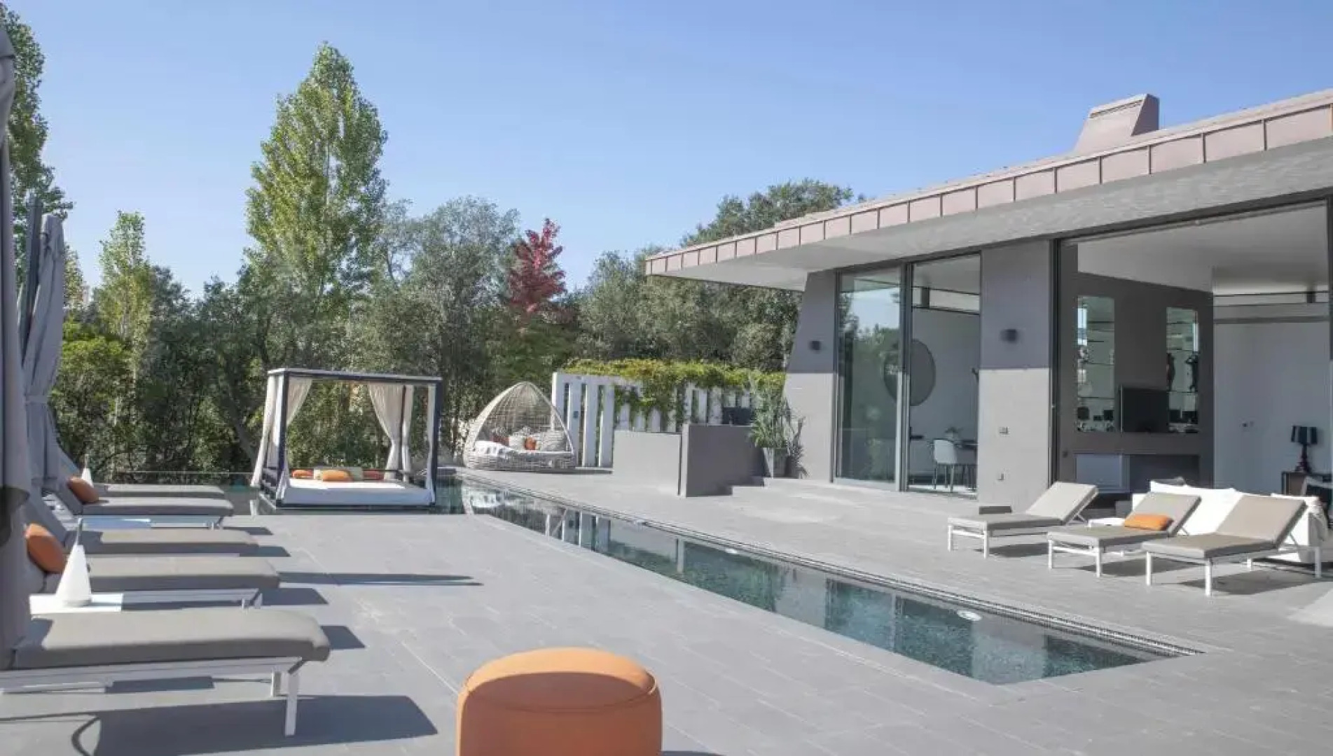 Luxurious Golf Villa La Vinya 5