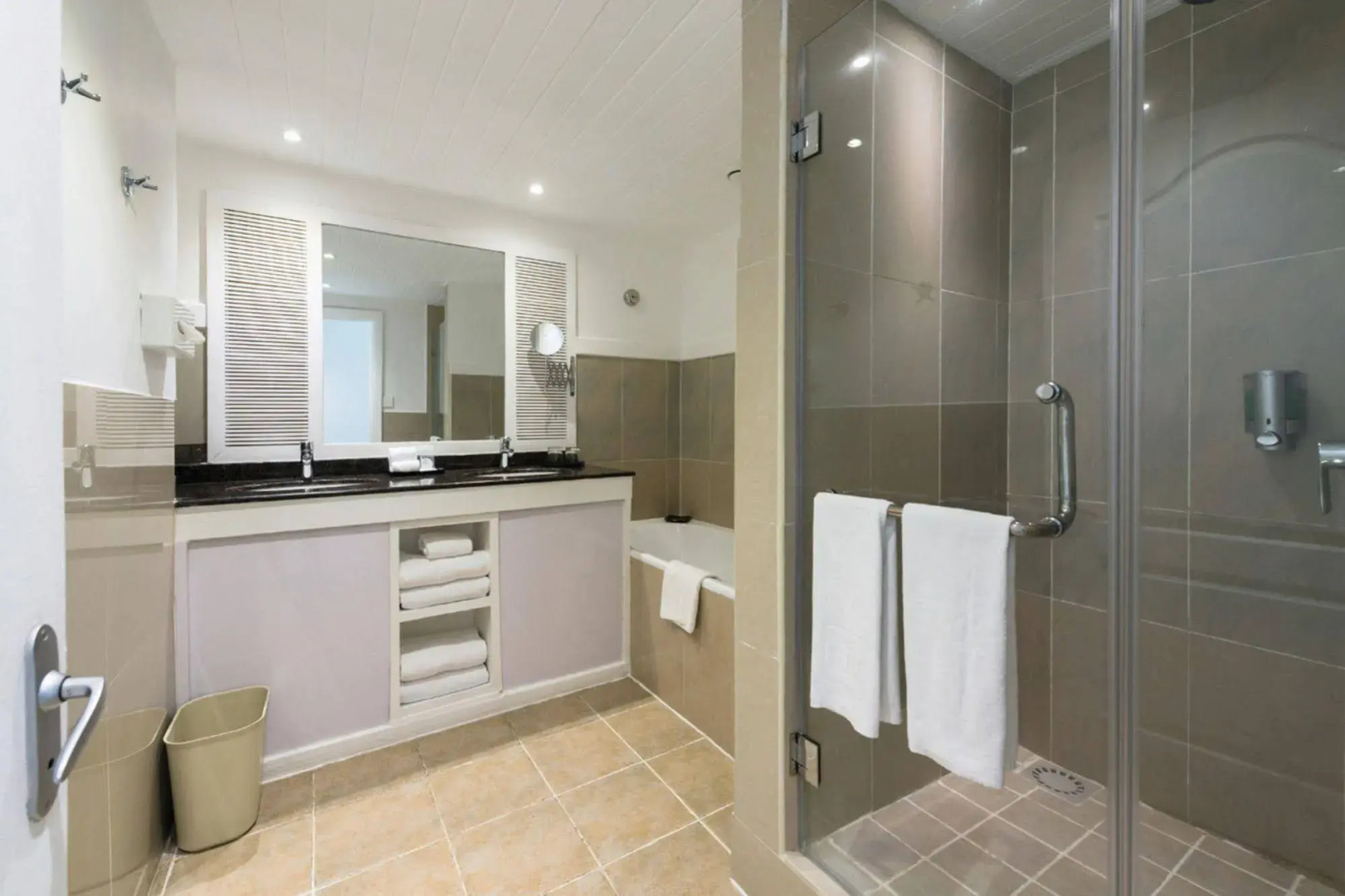 Отель Riu Turquoise