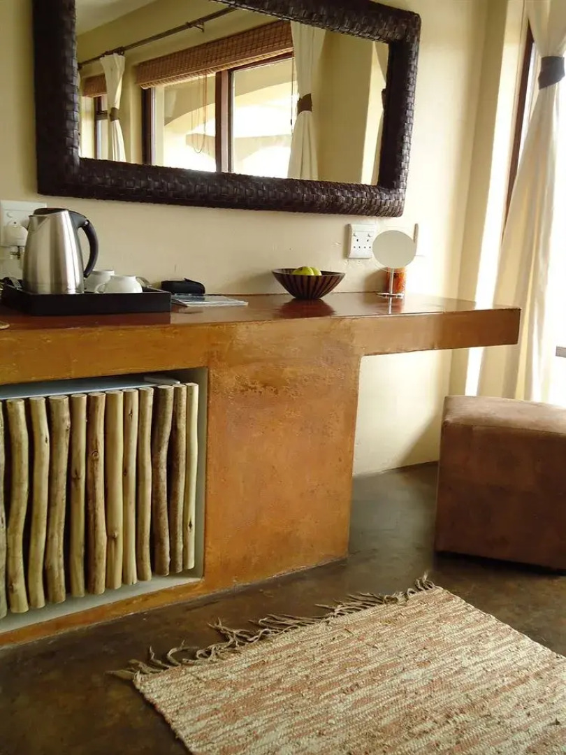 Umnenge Lodge & Charters