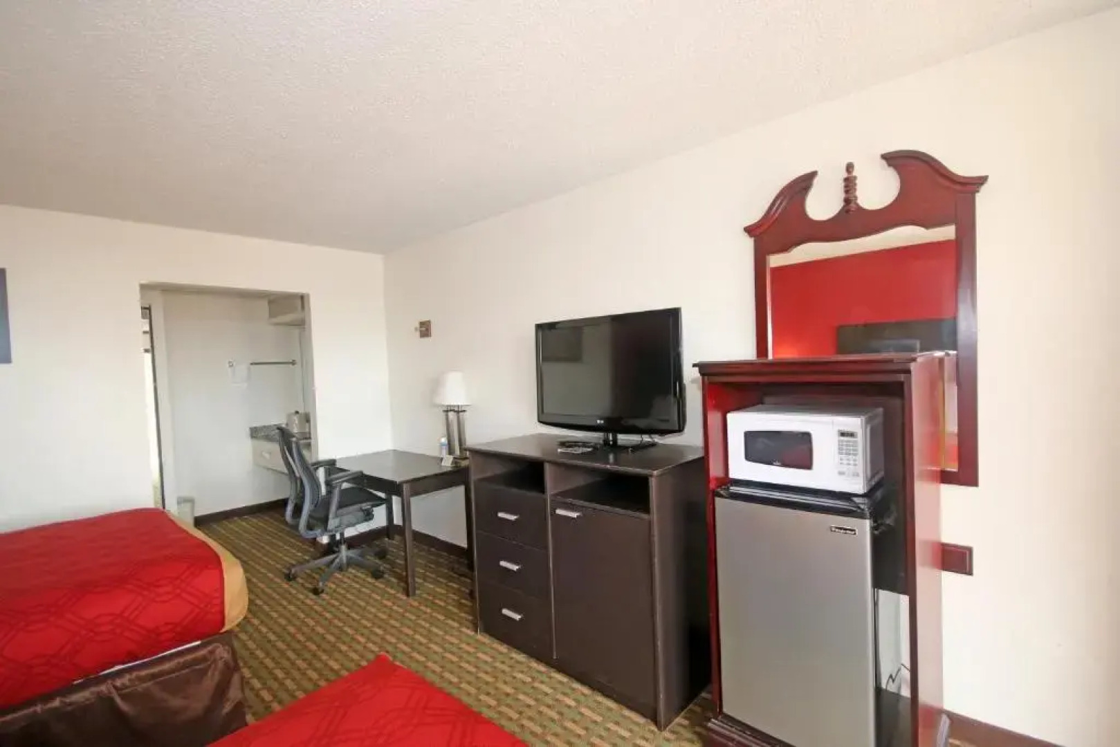 Econo Lodge Pilot Mountain