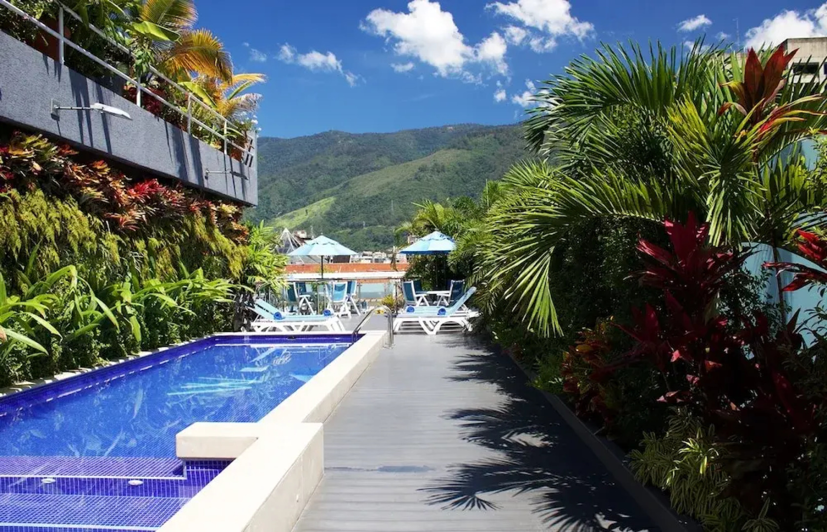 Waldorf Hotel Boutique