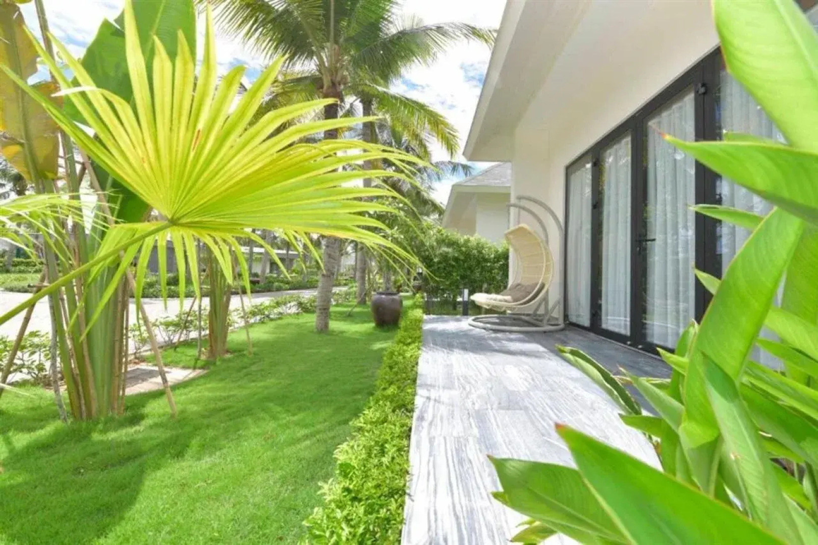 Cocoland Thu Xa Ancient Town Resort