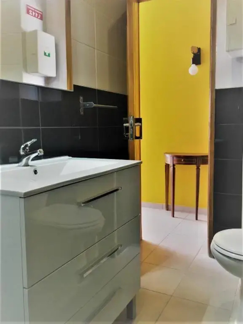 Sunny Apartment Facing The Sea