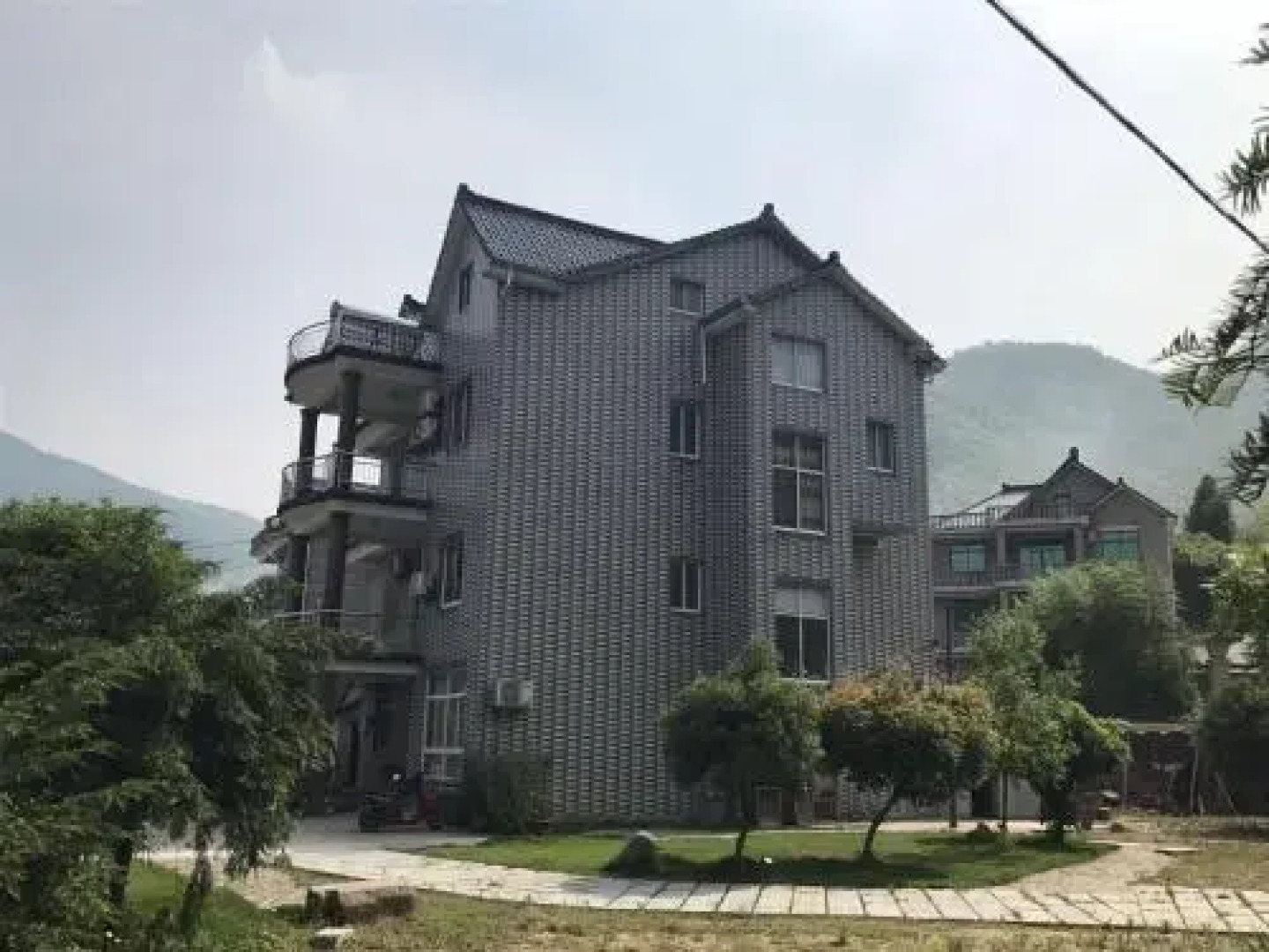 Smoke From Kitchen Inn