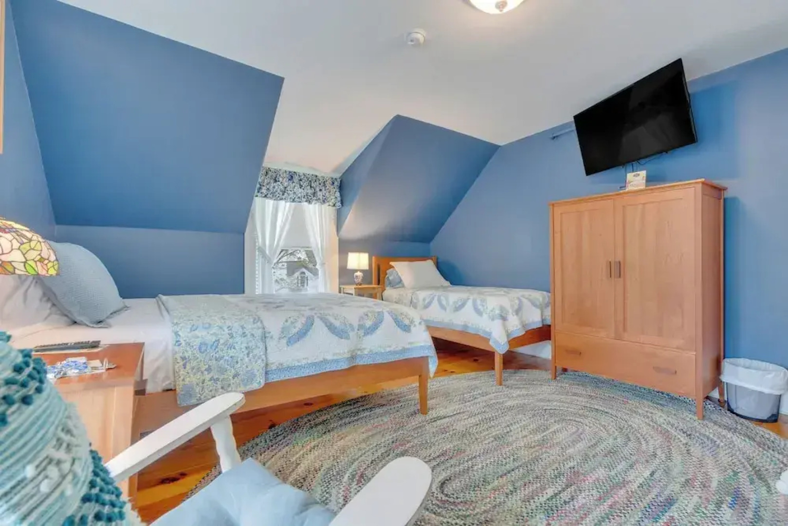 The James Place Inn B&B