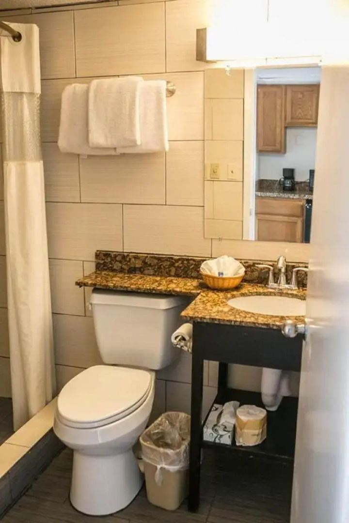 WindWater Hotel and Marina