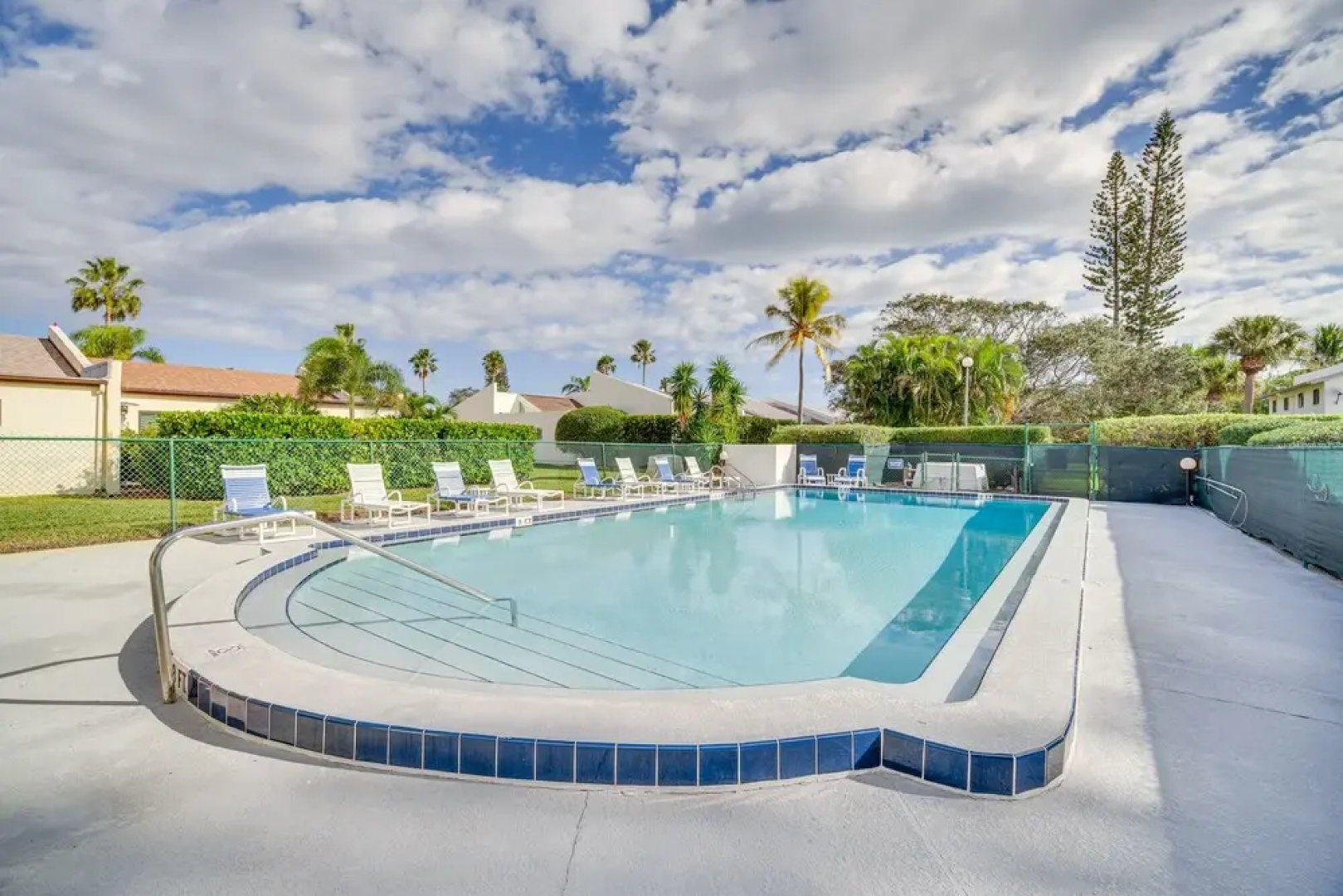 Satellite Beach Townhome w/ Patios, & Beach Gear