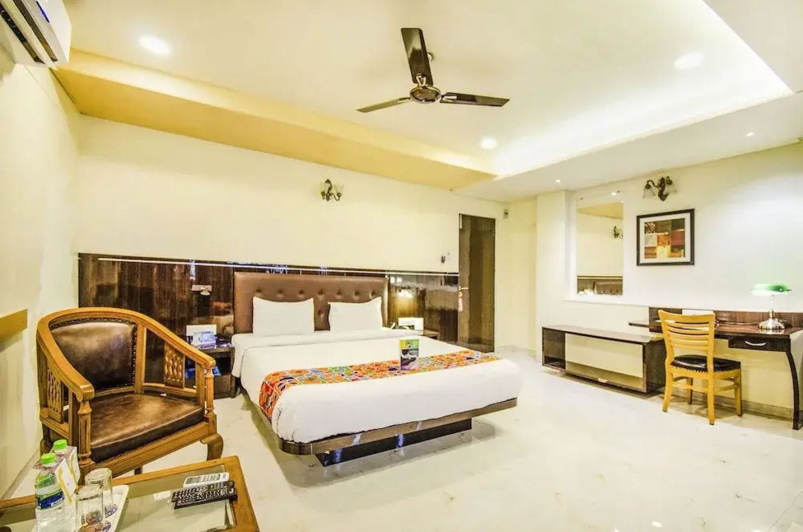 FabHotel Gharonda Residency MIDC