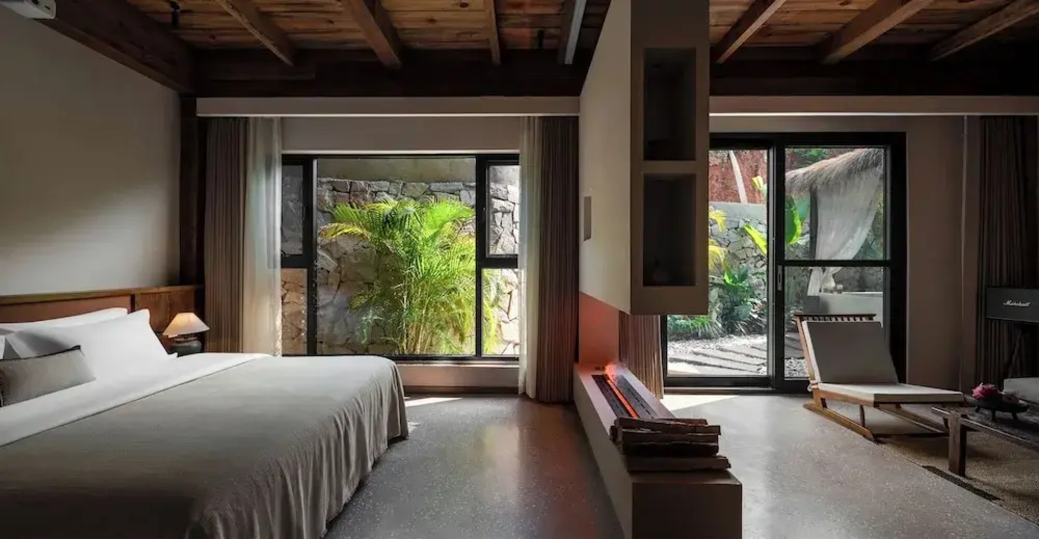 Xishuangbanna Jinghong Hidden in Nature