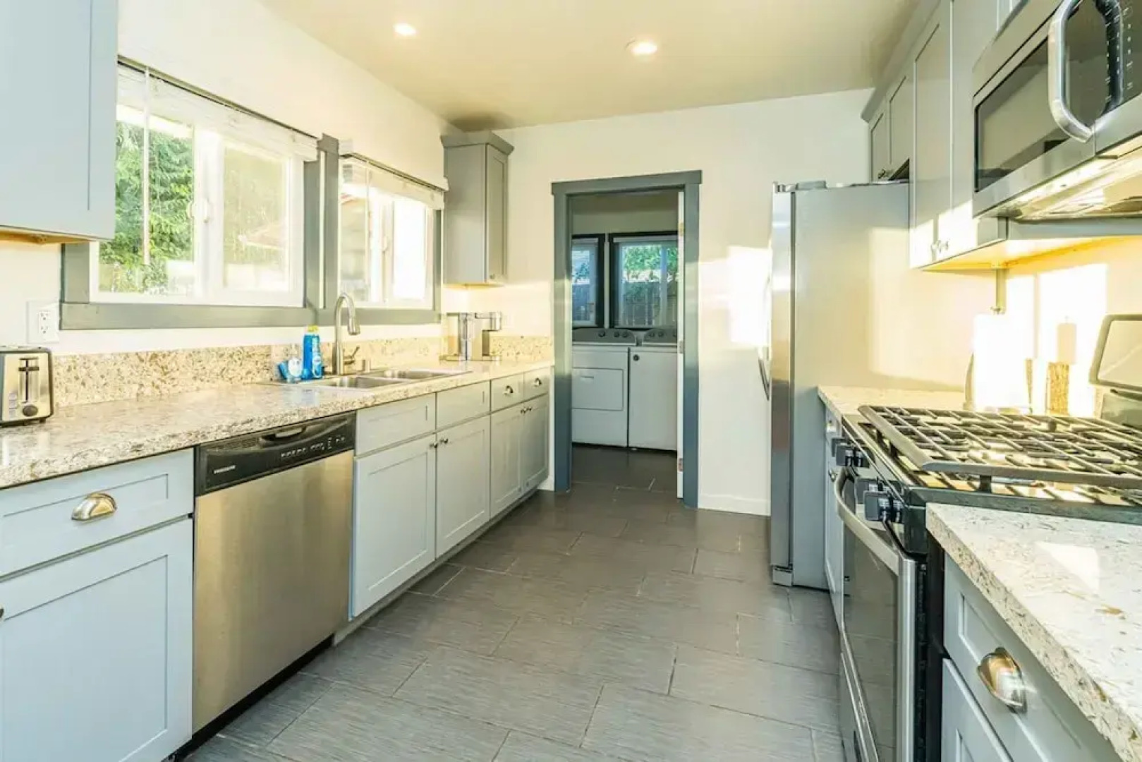 Elegant Comfort on Historic Route 66 Attractions