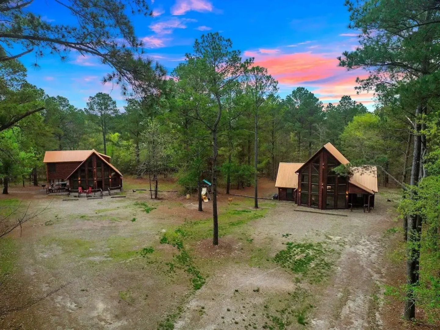 Sugar Daddy Cabin for 13!