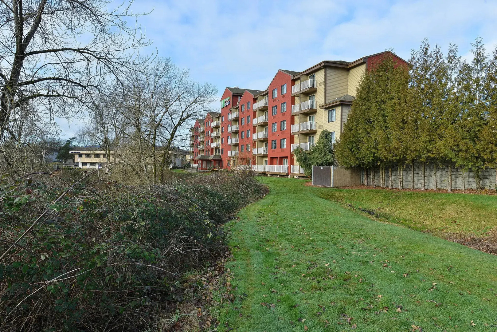 Holiday Inn Express Portland SE- Clackamas Area by IHG