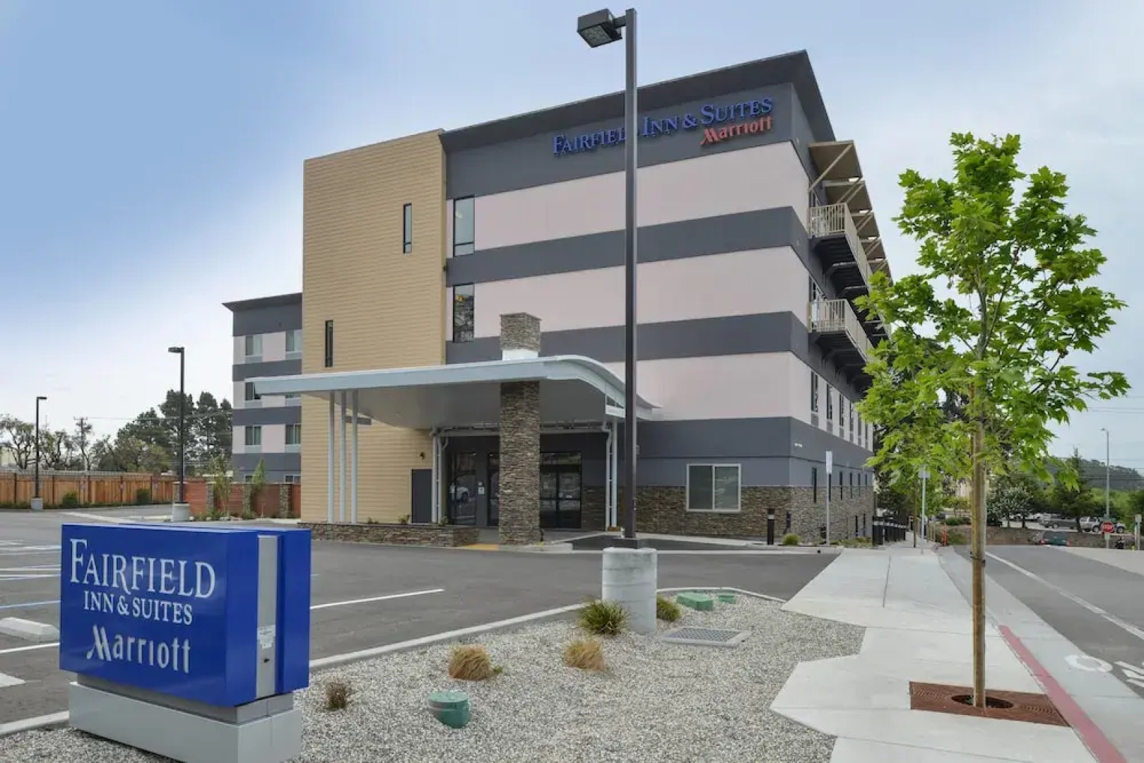 Fairfield Inn & Suites Santa Cruz