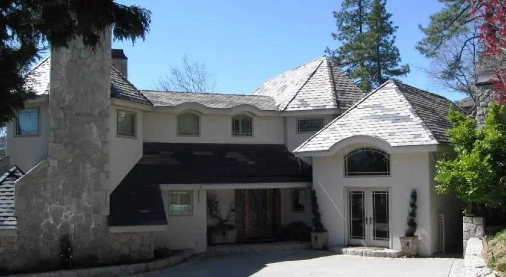 North Shore Road House