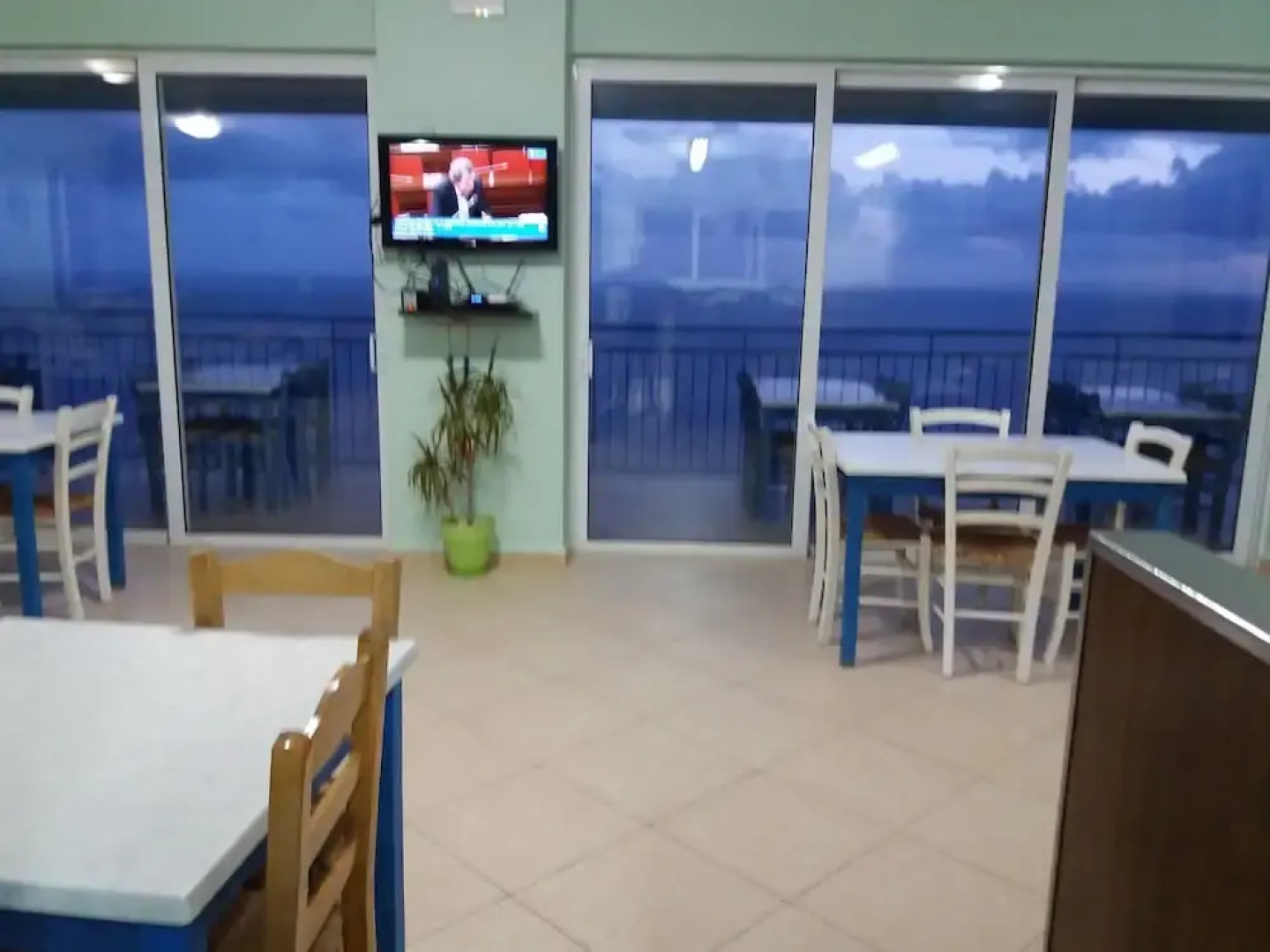 Akrotiri Panorama Apartments