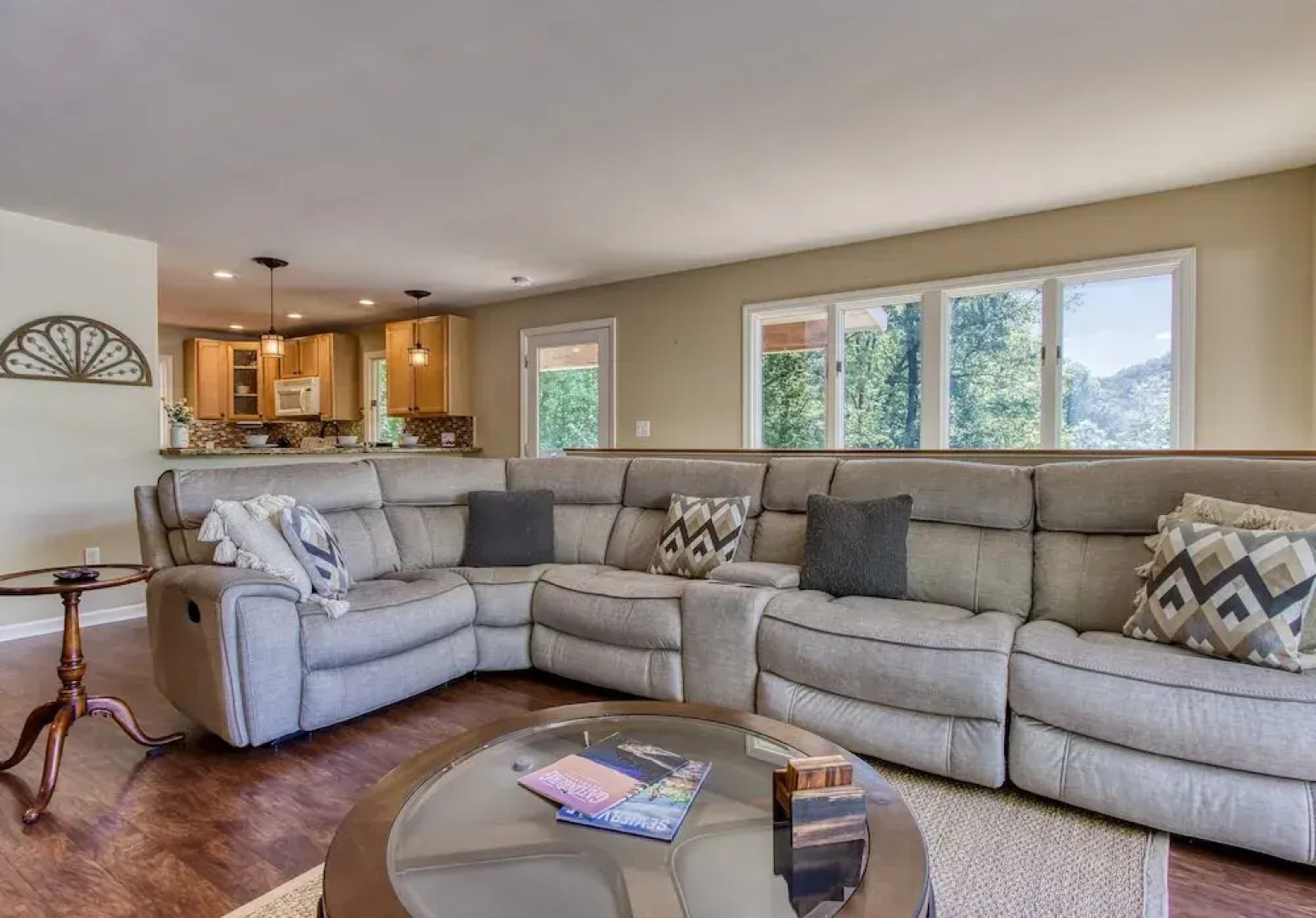 Deer & Doe by HoneyBearCabins