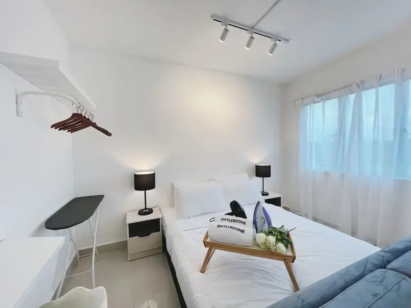 Tiara Desaru By Antlerzone