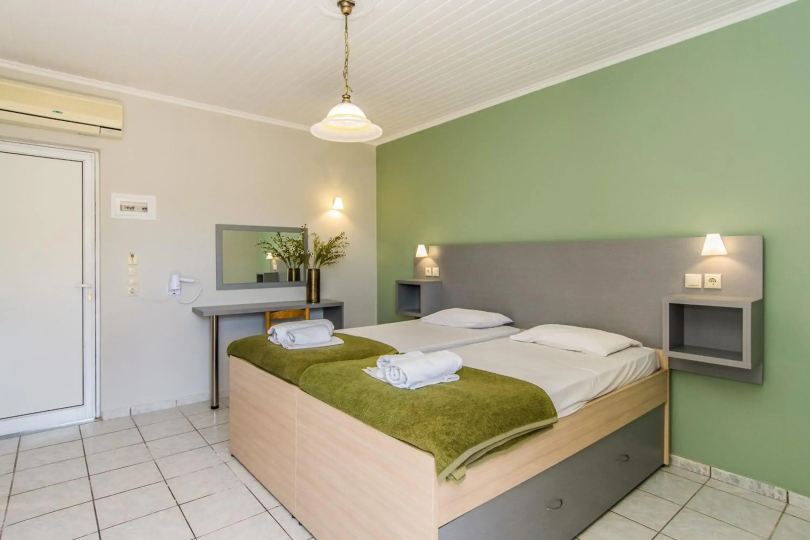 Zante Plaza Hotel