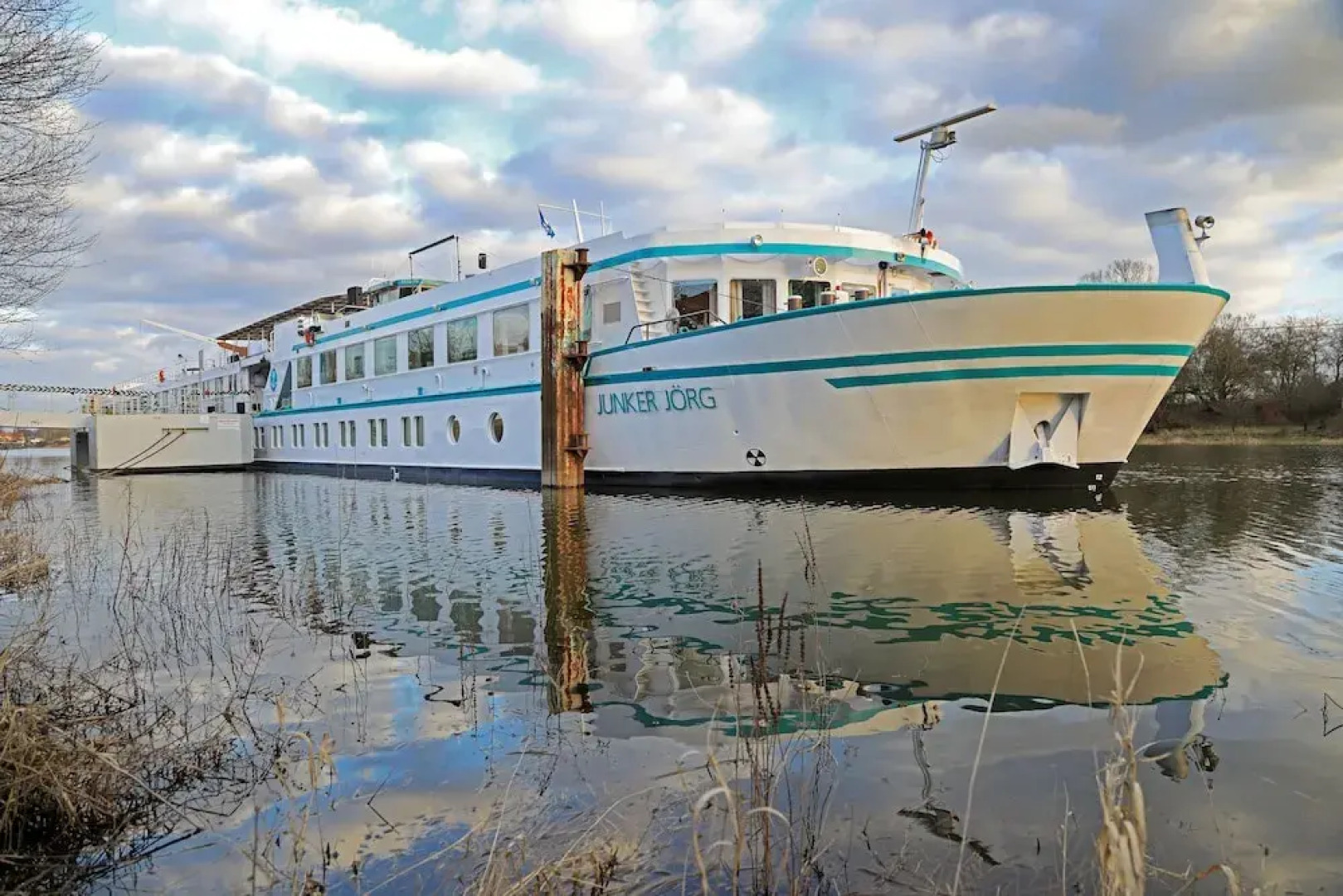 Hotelkabinenschiff Junker Jörg