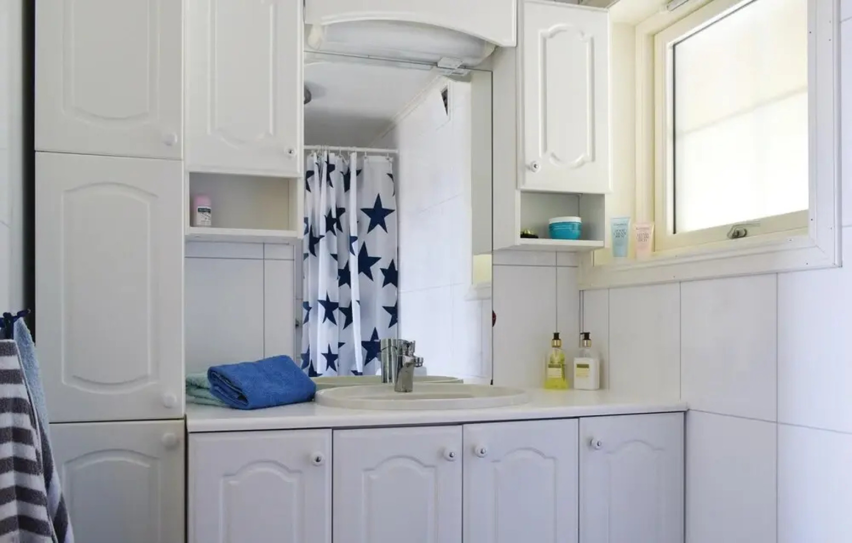 Awesome Home in Torangsvåg With 3 Bedrooms and Wifi