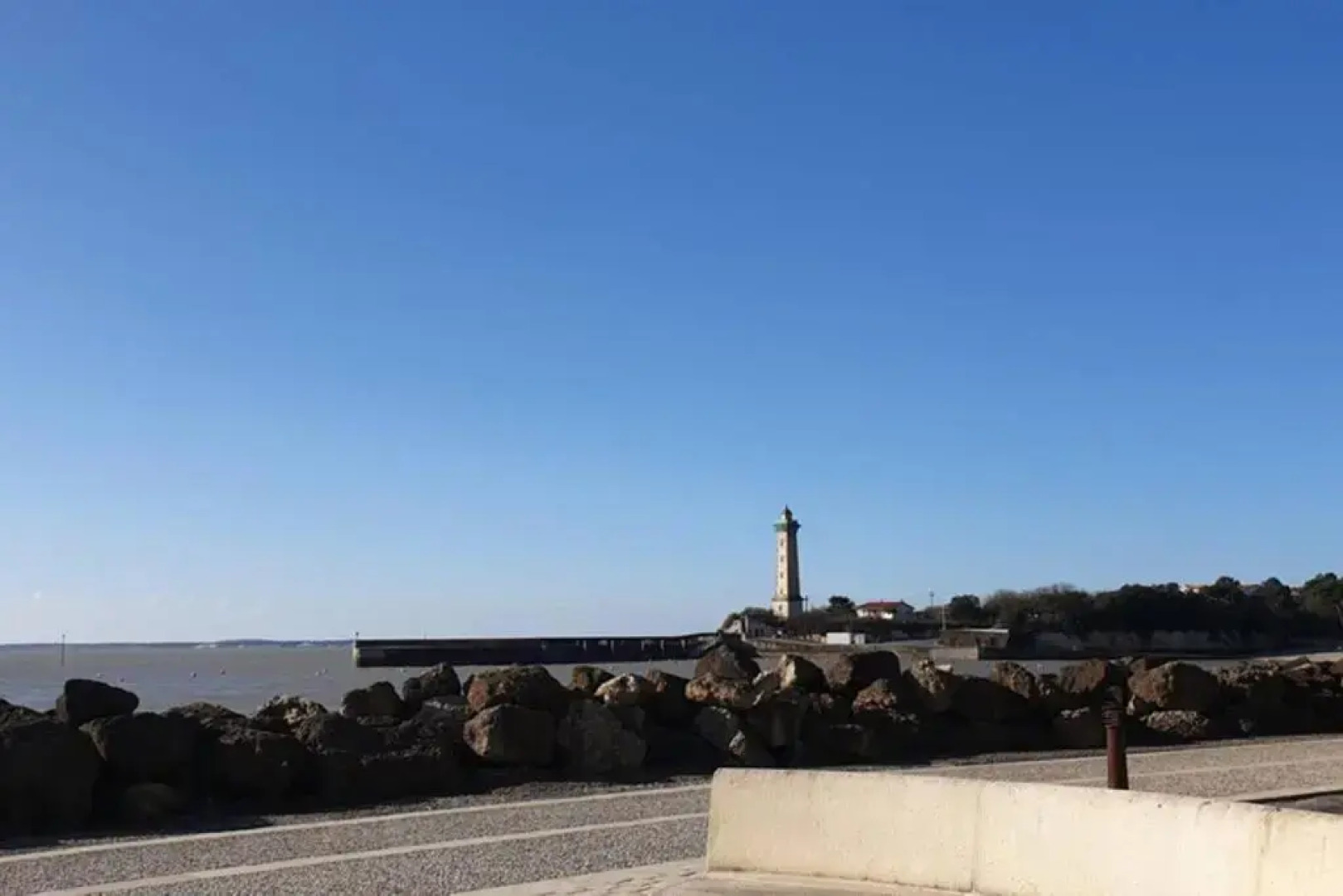 Studio proche école de voile et plage