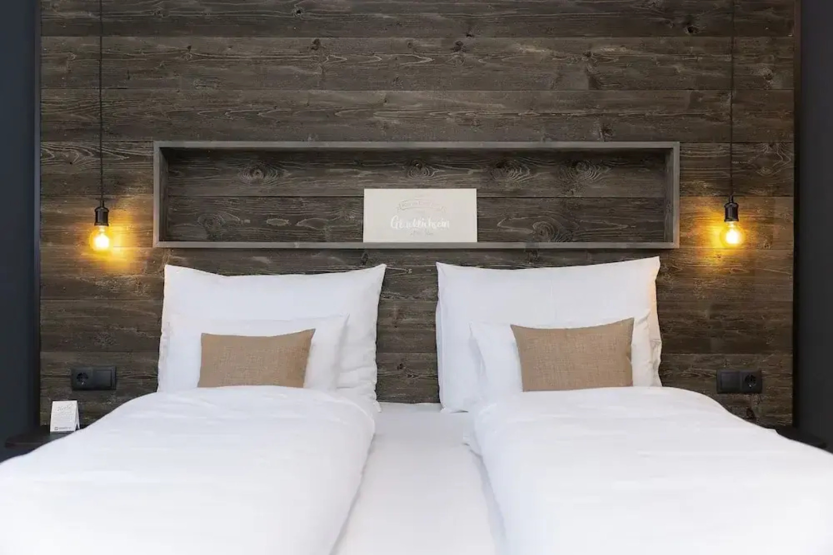 Self-Check-in Hotel VinoQ Zistersdorf