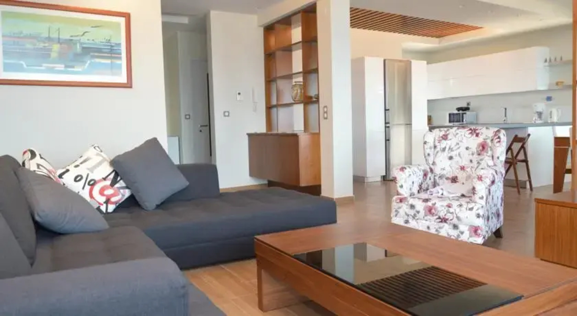 Aqua Mare Luxury Apartments