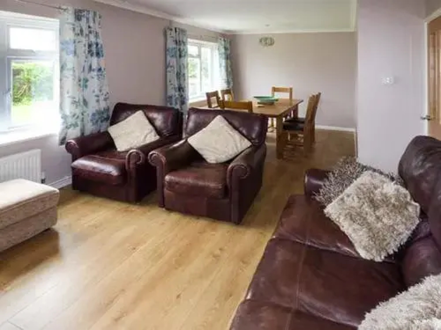 10 St. Nicholas Crescent