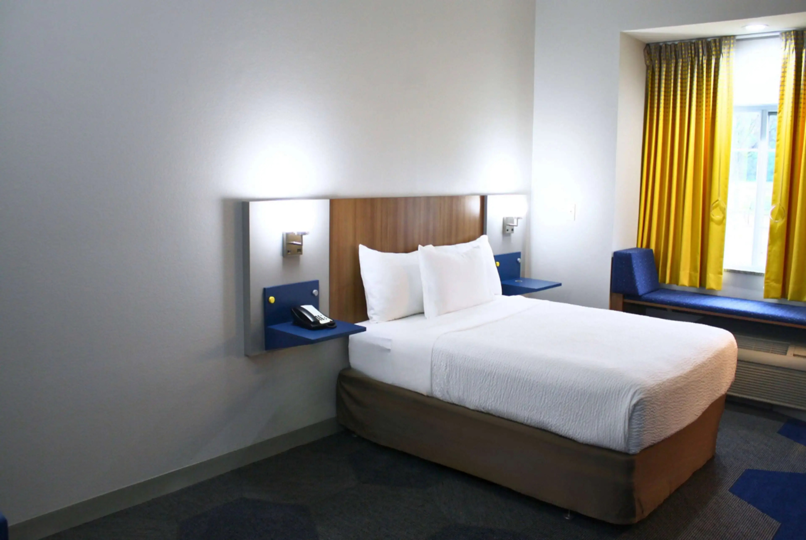 Microtel Inn & Suites by Wyndham Opelika