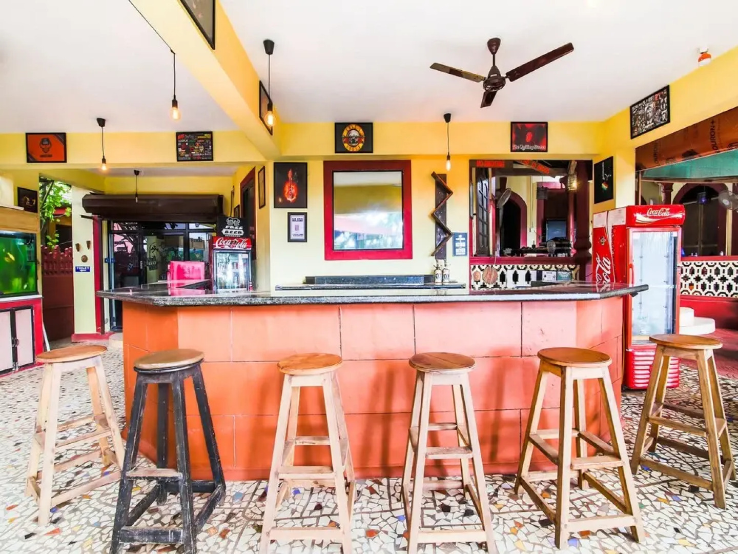 OYO 7686 Rose Garden Standard Rooms