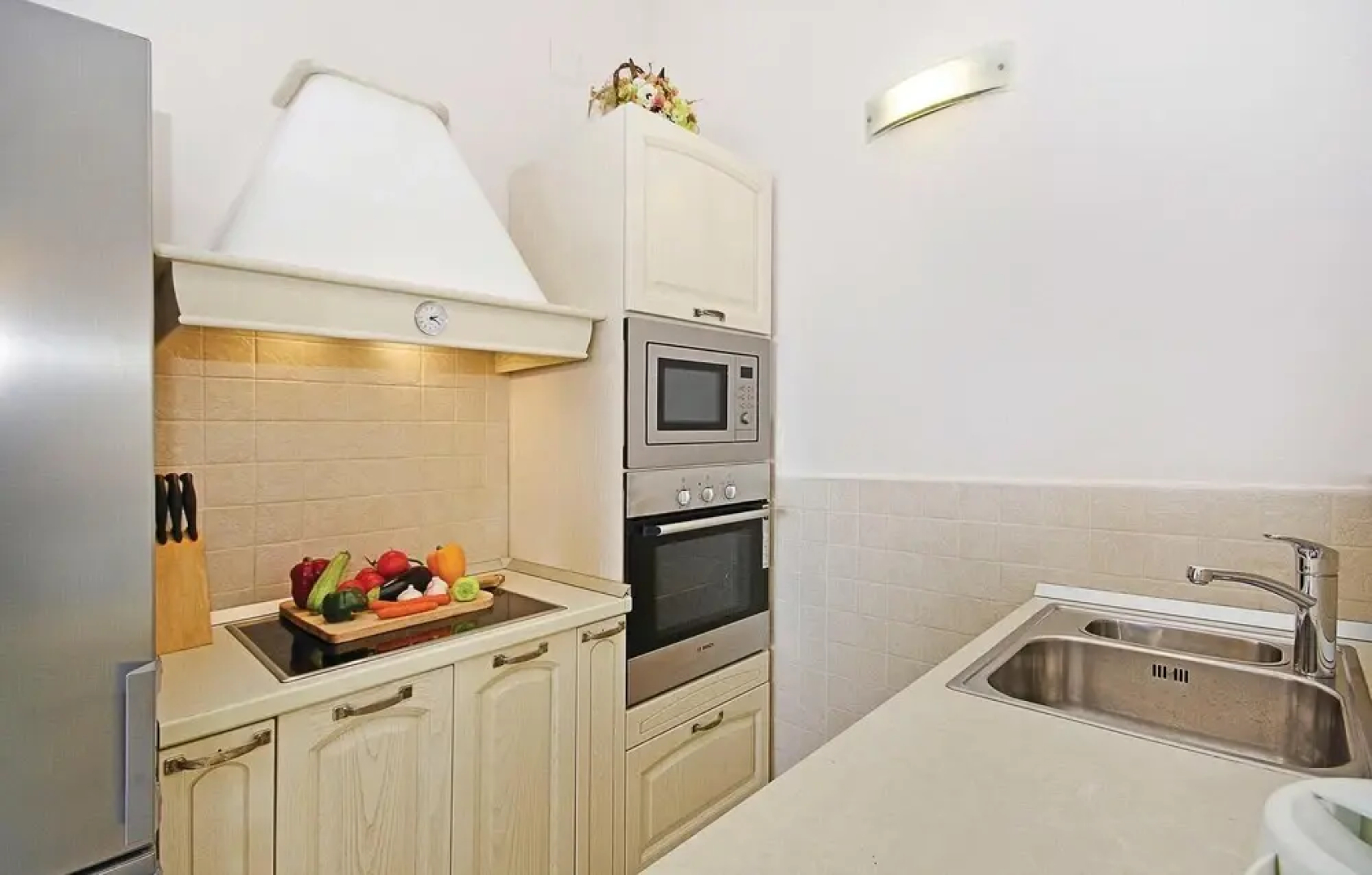 Amazing Home in Trsteno With Sauna, Wifi and 6 Bedrooms
