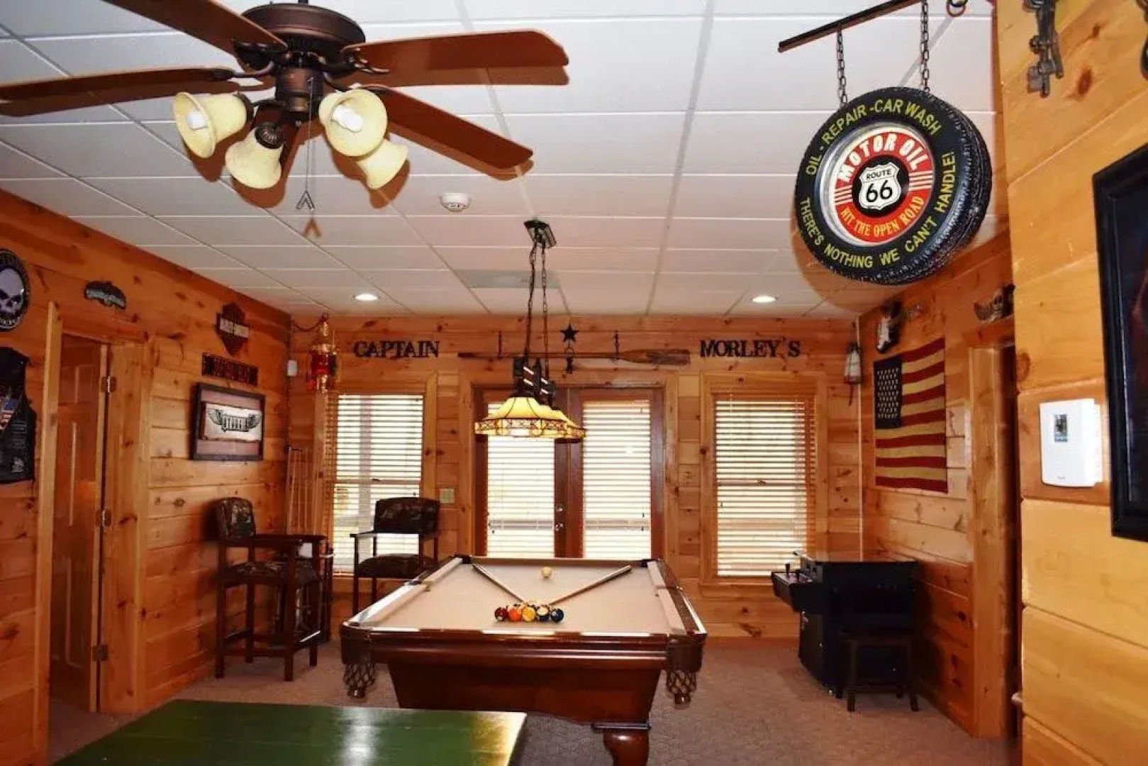 Captain Morley`s Mountain Inn