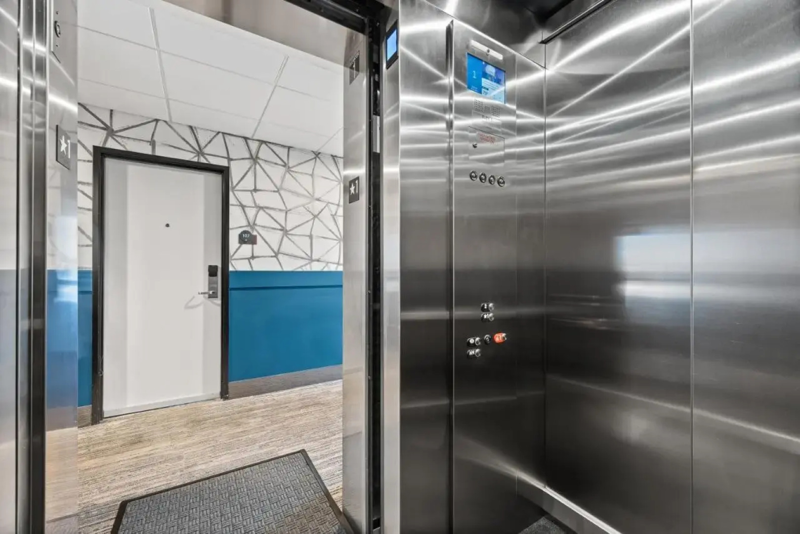 The Ellsworth Hotel, an Ascend Collection Hotel