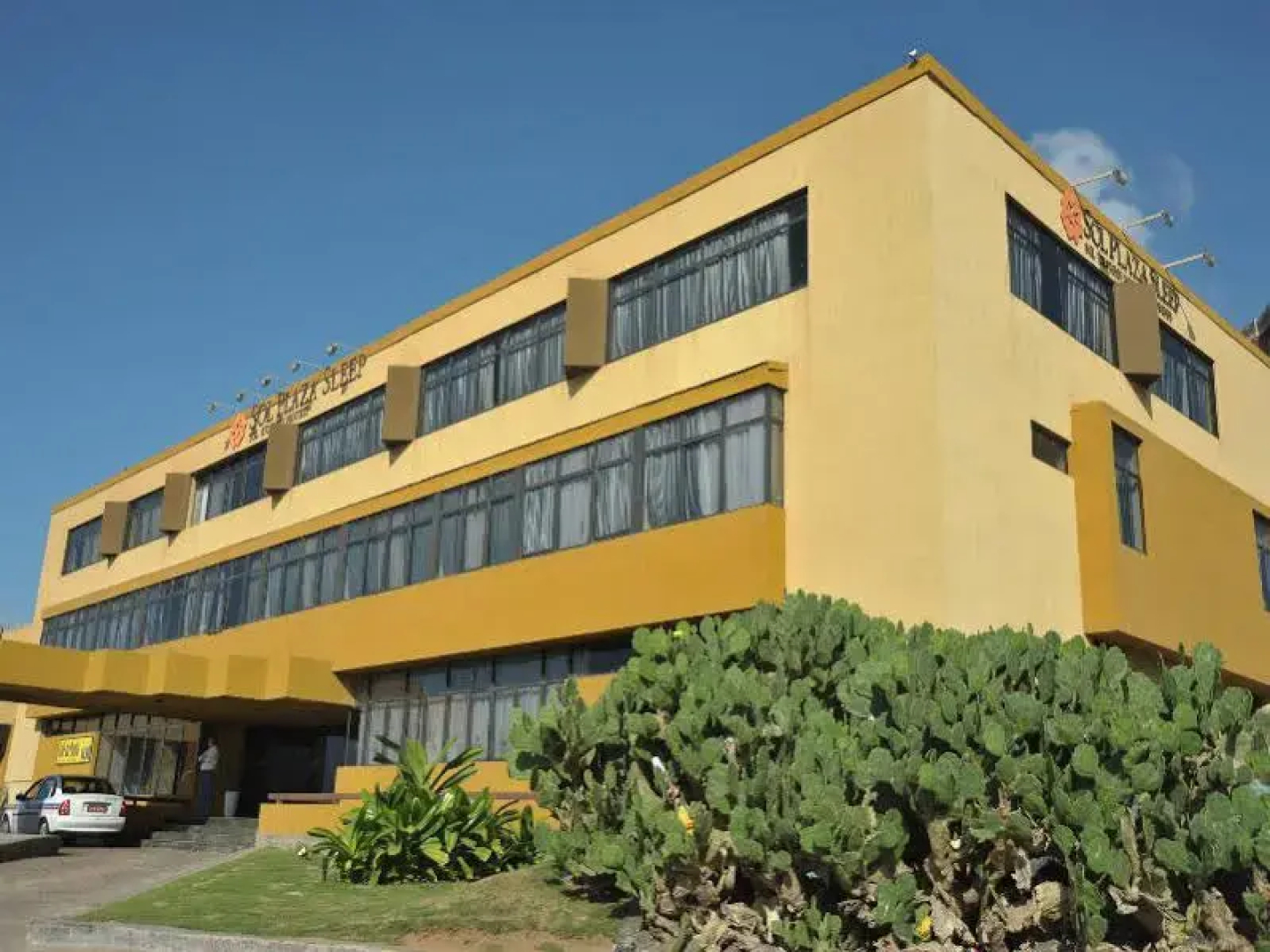 Sol Plaza Apartments