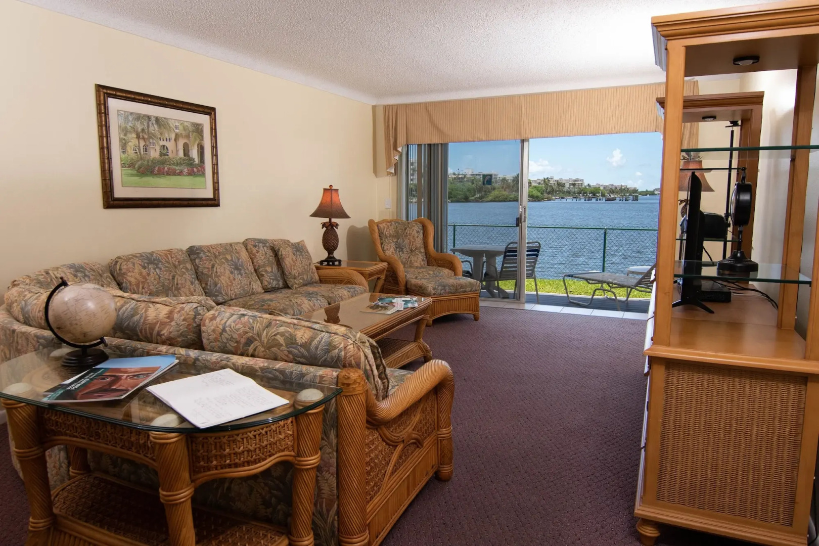 Palm Beach Waterfront Suites