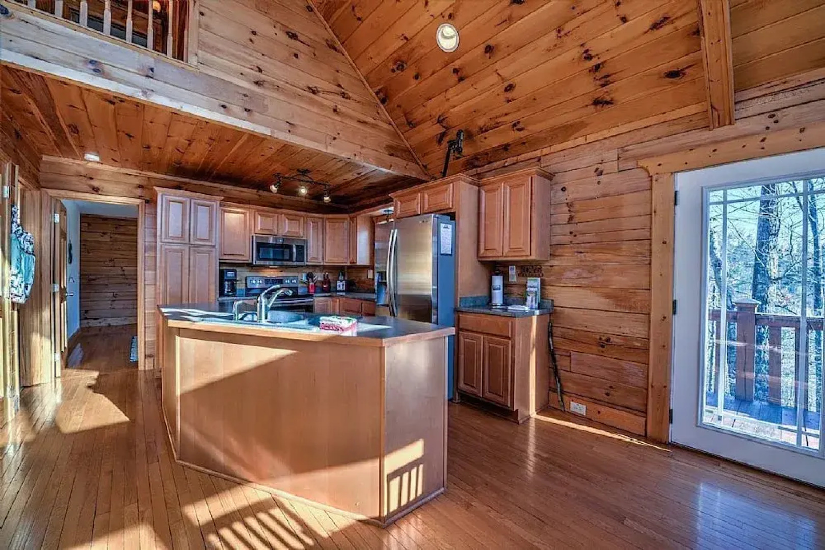 Sunrise Ridge - 3 Br Cabin