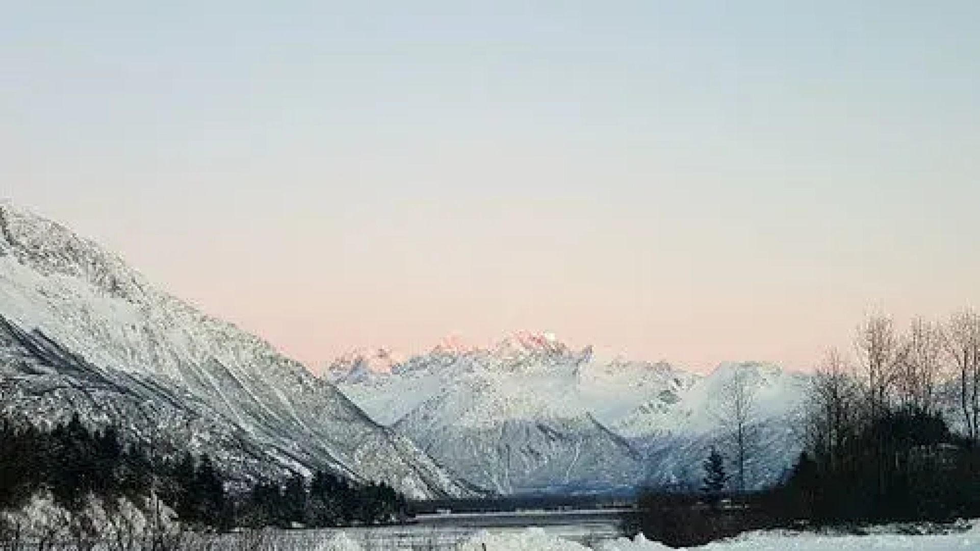 Totem Hotel and Suites