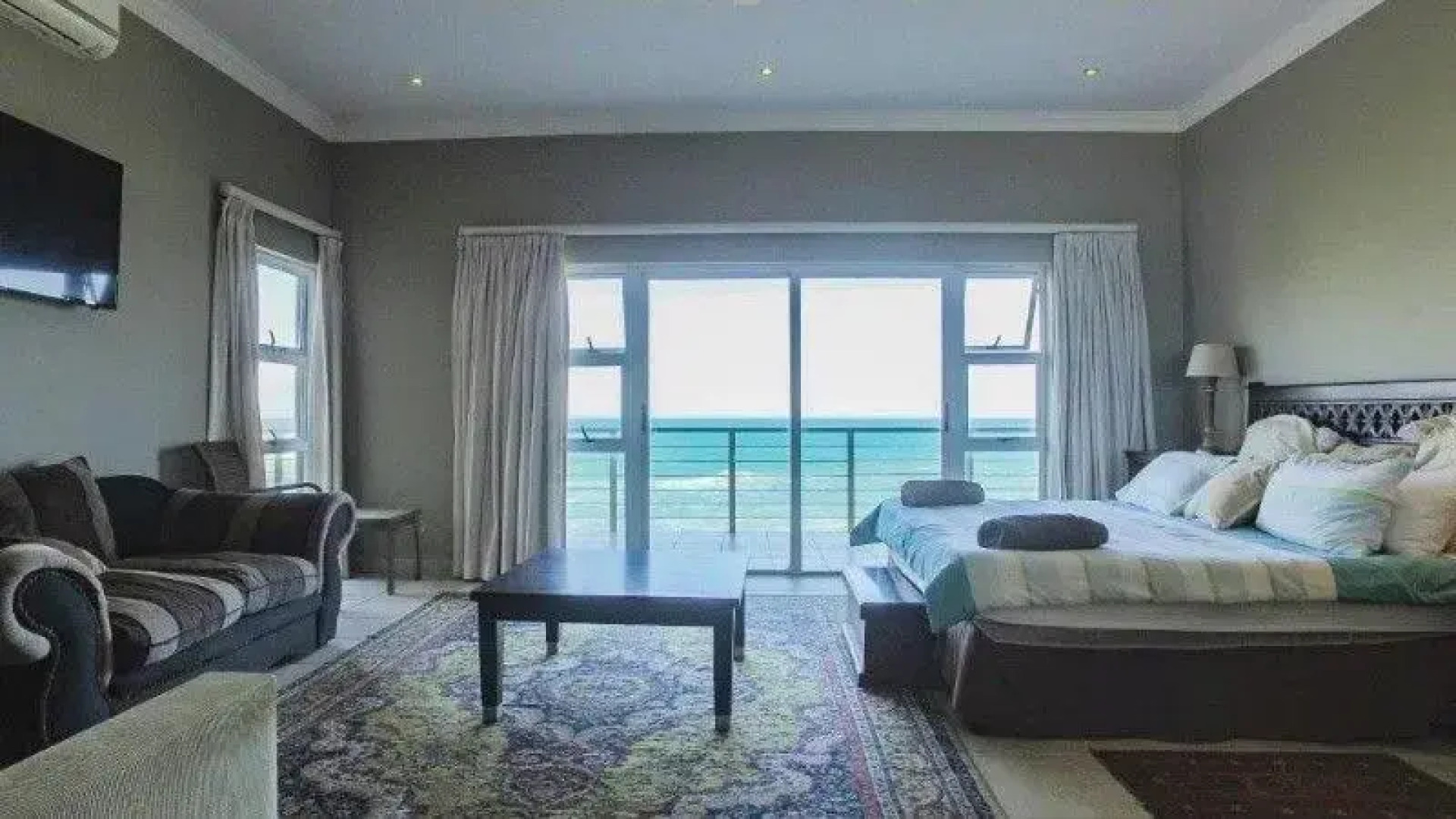 Tinley Manor Beachfront KSV1