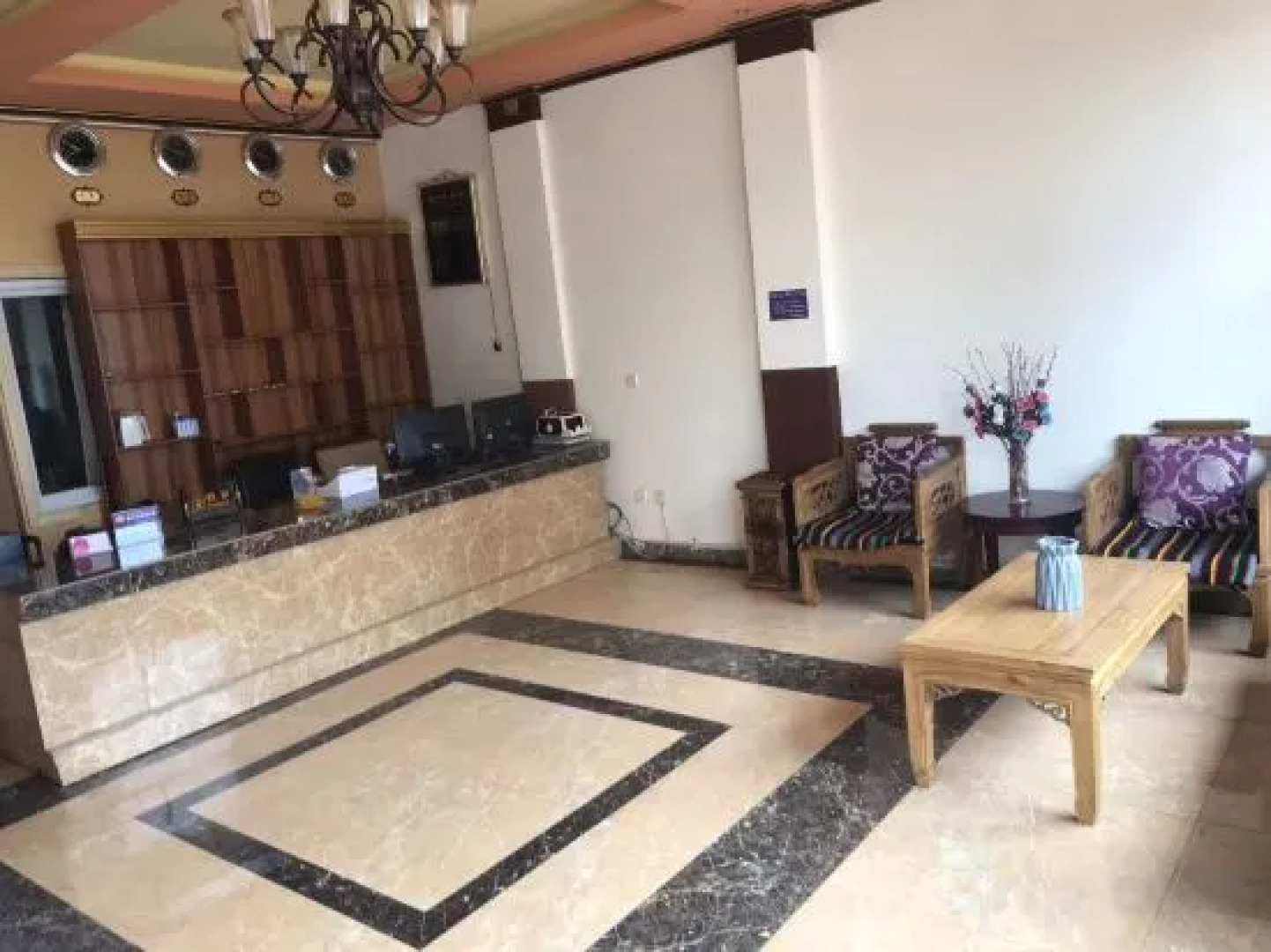 Hongyuan Huafei Hotel