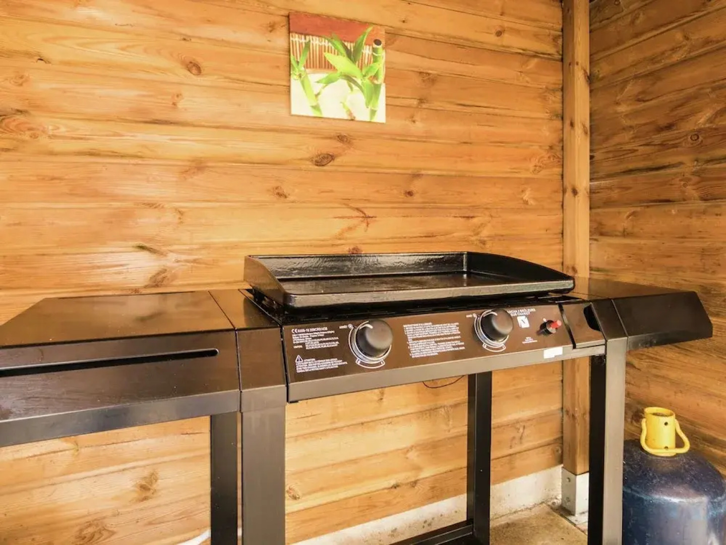 Detached villa with heated private swimming pool, jacuzzi and beautiful views