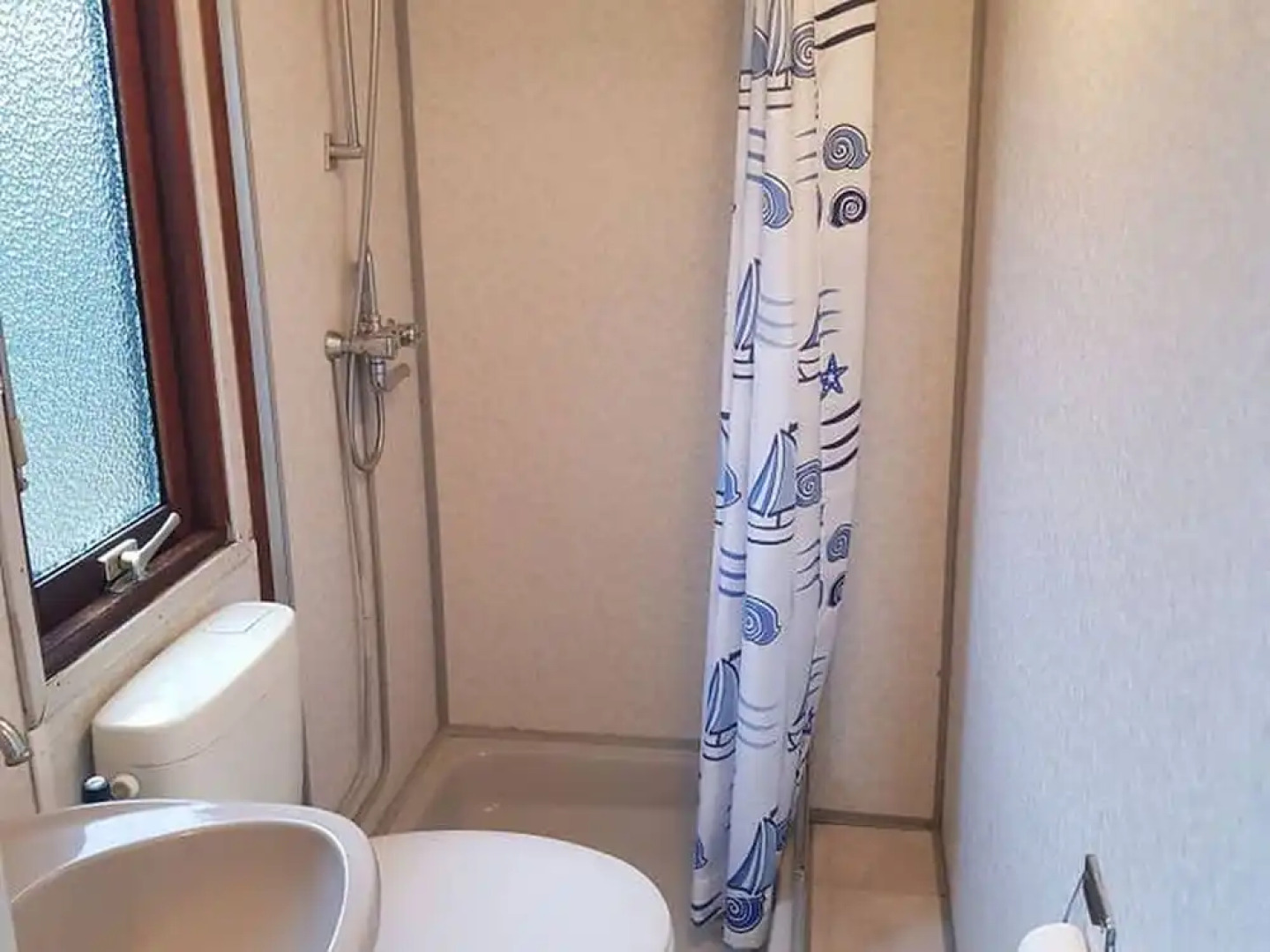 Cosy Chalet in Schoonloo with Garden