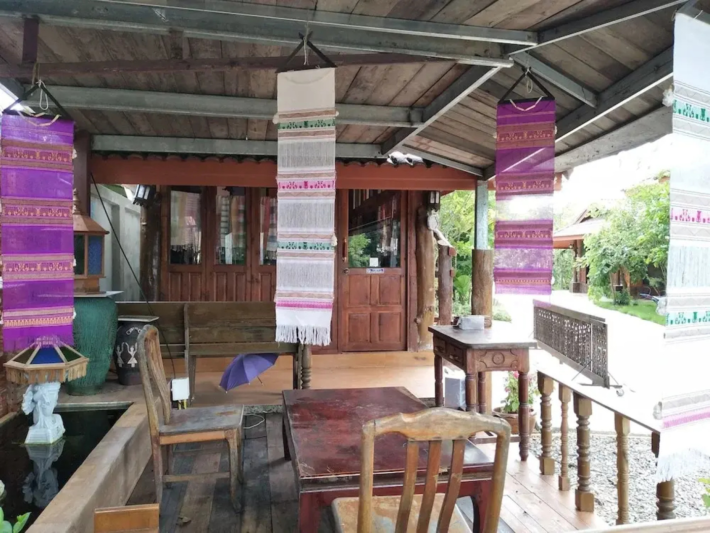 Ruean Ploysrirung Boutique Resort