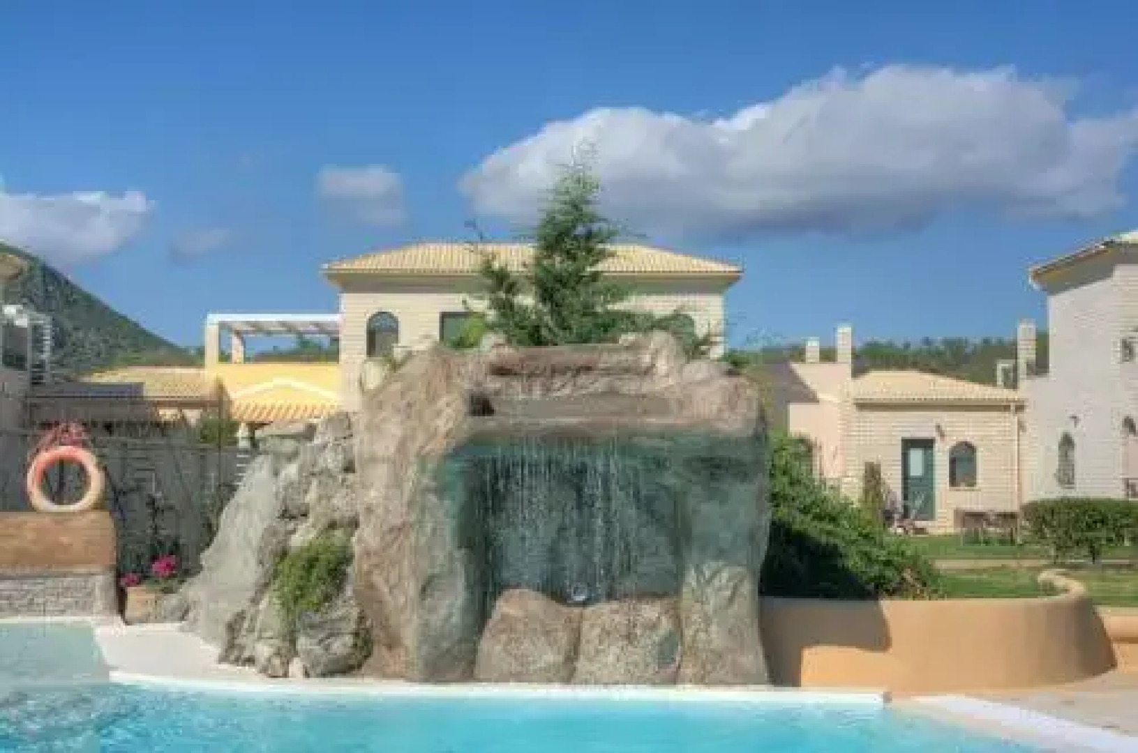 Stalakton Country Maisonettes