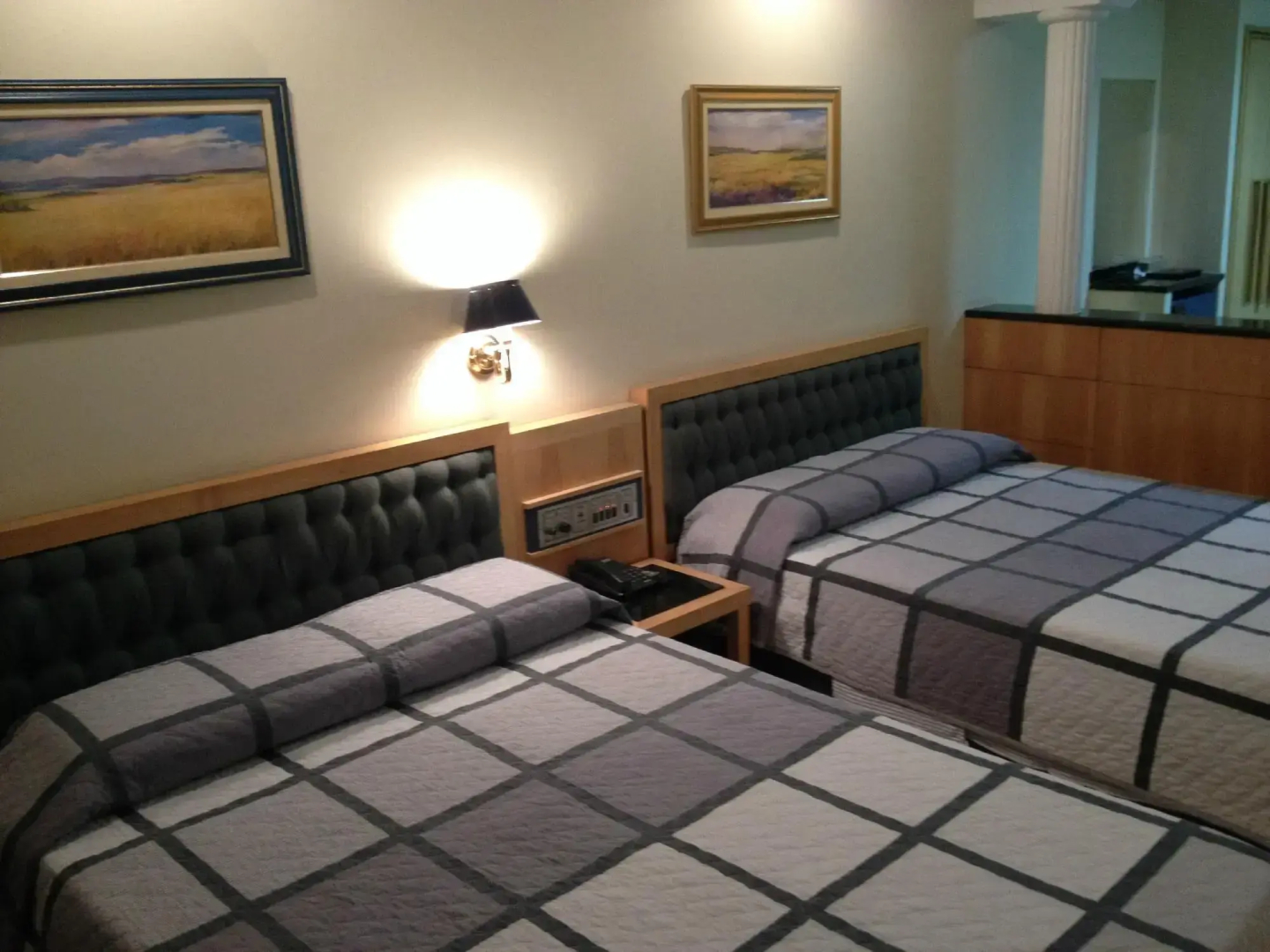 Hotel Columbia
