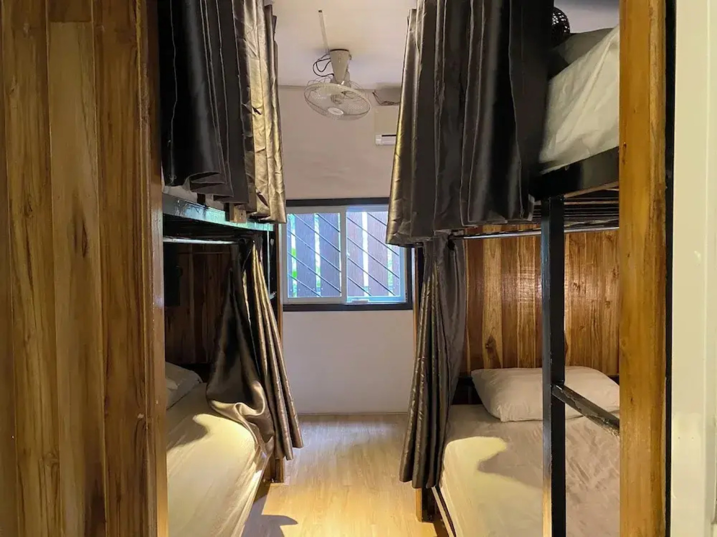 Downtown Backpackers Hostel 2